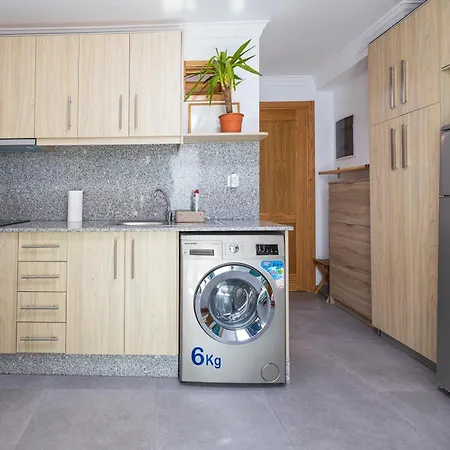 - Sea View & Terrace Appartement *